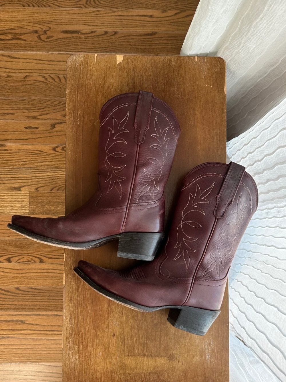 Tecovas Wine Sadie sz 8.5 $300 OBO